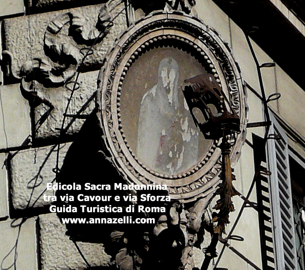 Edicola Sacra Madonnina tra via Sforza e via Cavour Roma