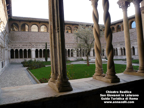 Foto Chiostro Basilica San Giovanni in Laterano Roma