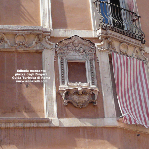 Foto Edicola Sacra piazza degli Zingari Roma