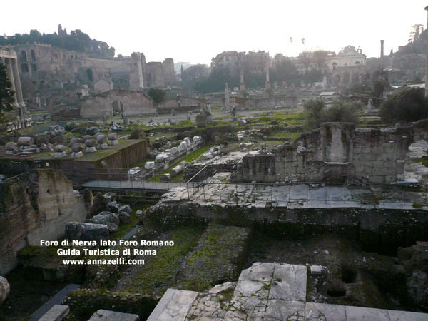 Foto Foro di Nerva lato Foro Romano Roma