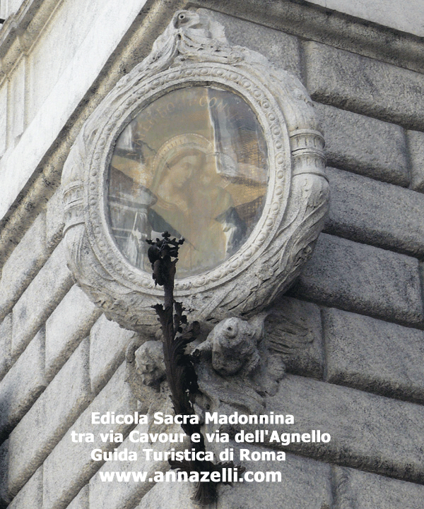 Madonnina tra via dell'Agnello e via Cavour a Roma