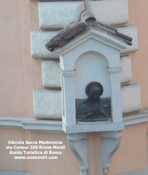 Madonnina via Cavour 255 angolo via dei Serpenti Roma