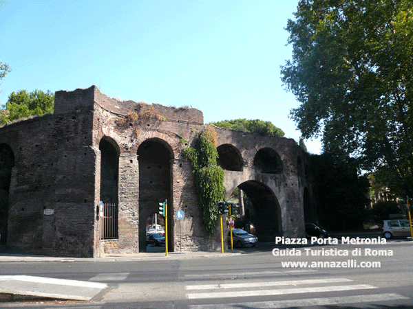 PIAZZA DI PORTA METRONIA, ROMA