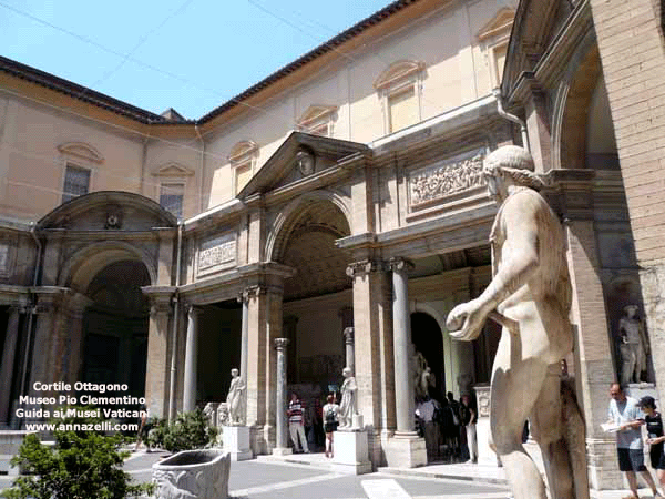 cortile ottagono museo pio clementino (musei vaticani)