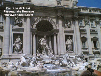 fontana di trevi passeggiate romane