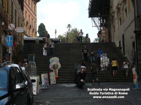 foto scalinata via Magnanapoli (Roma)
