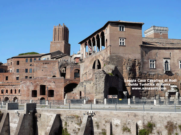 la loggia della casa dei cavalieri di rodi a roma