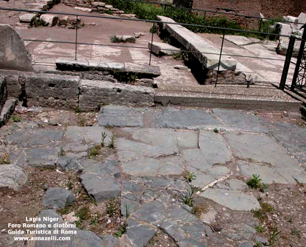 lapis niger foro romano e dintorni roma