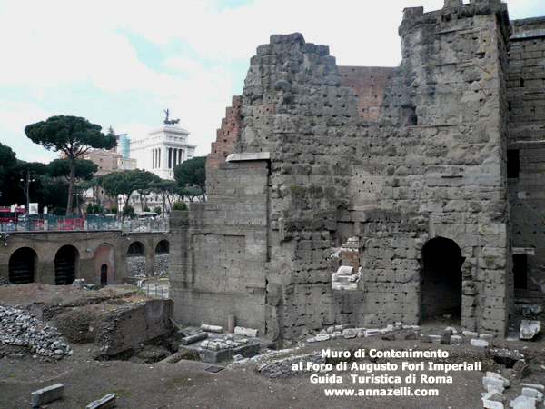 muro al foro di augusto fori imperiali roma