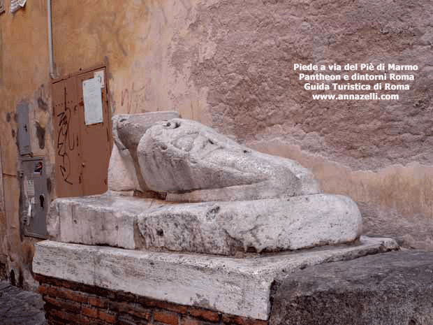 piede a via di santo stefano del cacco pantheon e dintorni roma