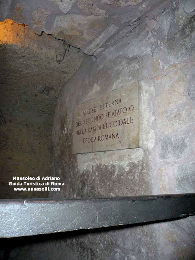 sfiatatoio rampa elicoidale del mausoleo di adriano roma