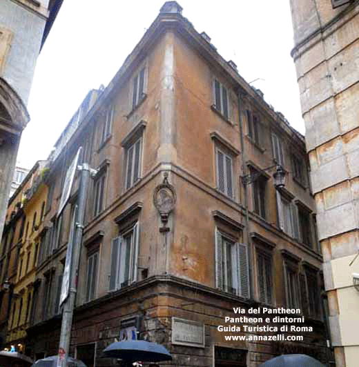 via del pantheon e dintorni roma