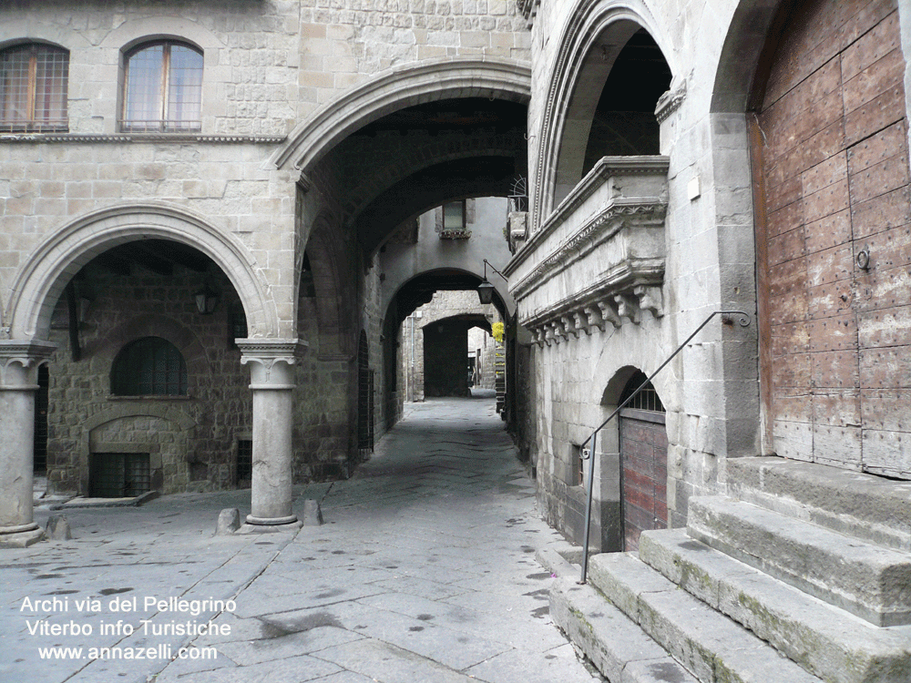 viterbo archi via del pellegrino