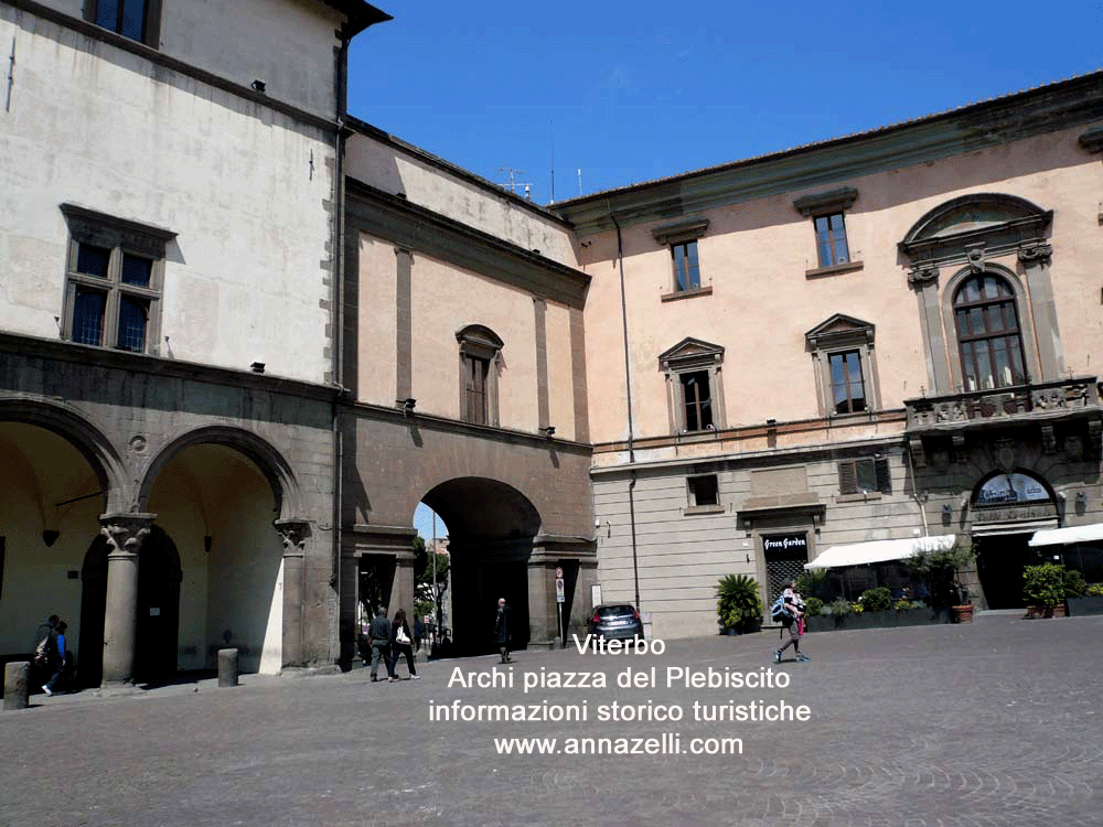 viterbo archi piazza del plebiscito foto anna zelli 001