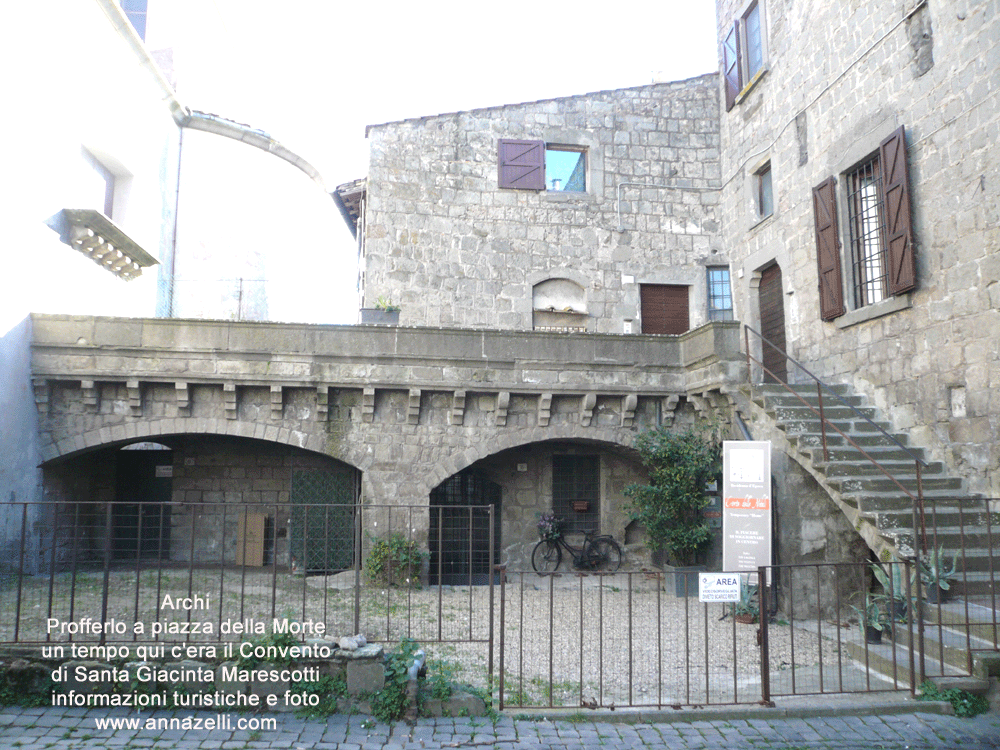 archi profferlo dove un tempo c'erail convento di santa giacinta centro storico foto anna zelli