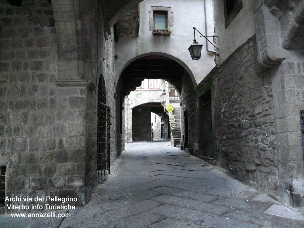 viterbo archi via del pellegrino (4)