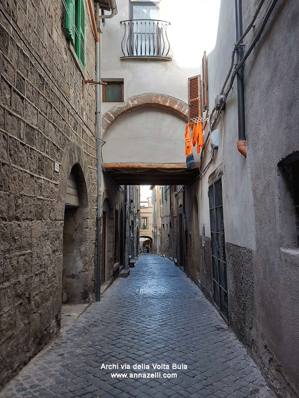 arco via della volta buia viterbo centro info e foto anna zelli