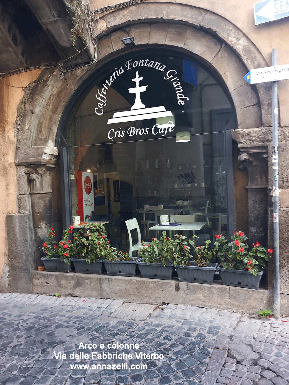 arco e colonne a via delle fabbriche viterbo info e foto anna zelli