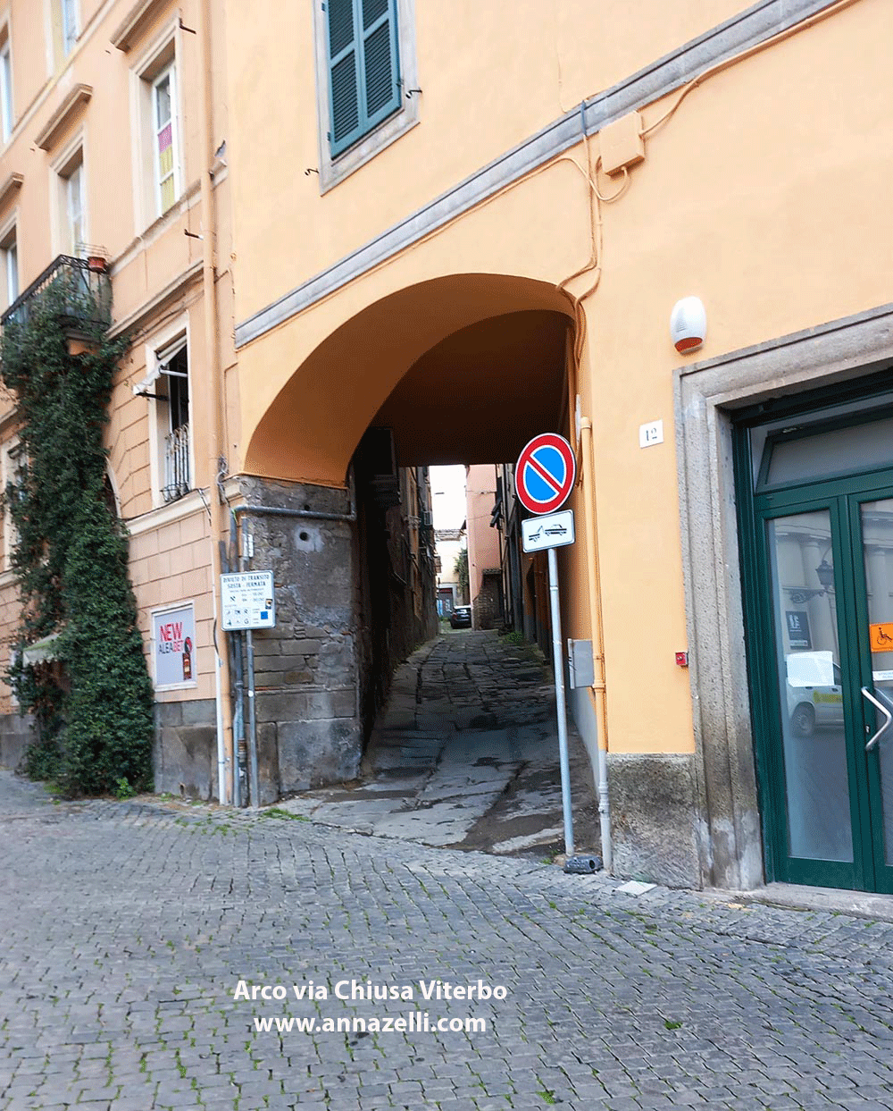 arco via chiusa viterbo centro storico info e foto anna zelli