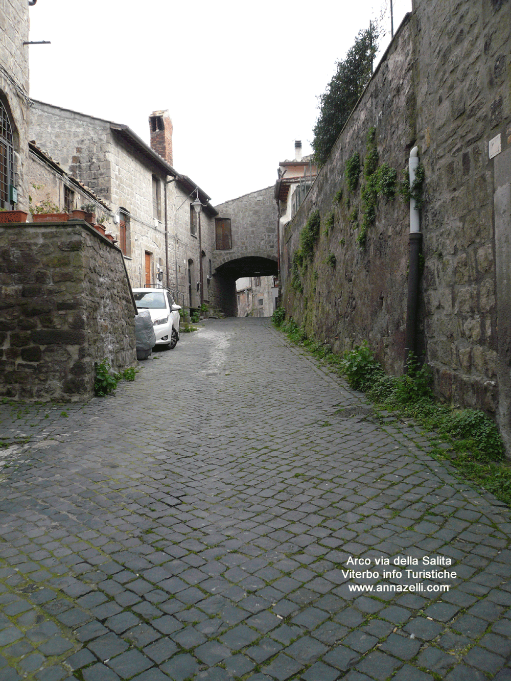 viterbo arco via della salita