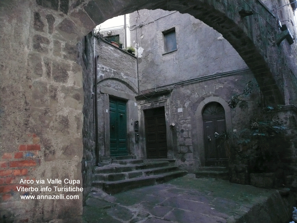 viterbo arco via di valle cupa