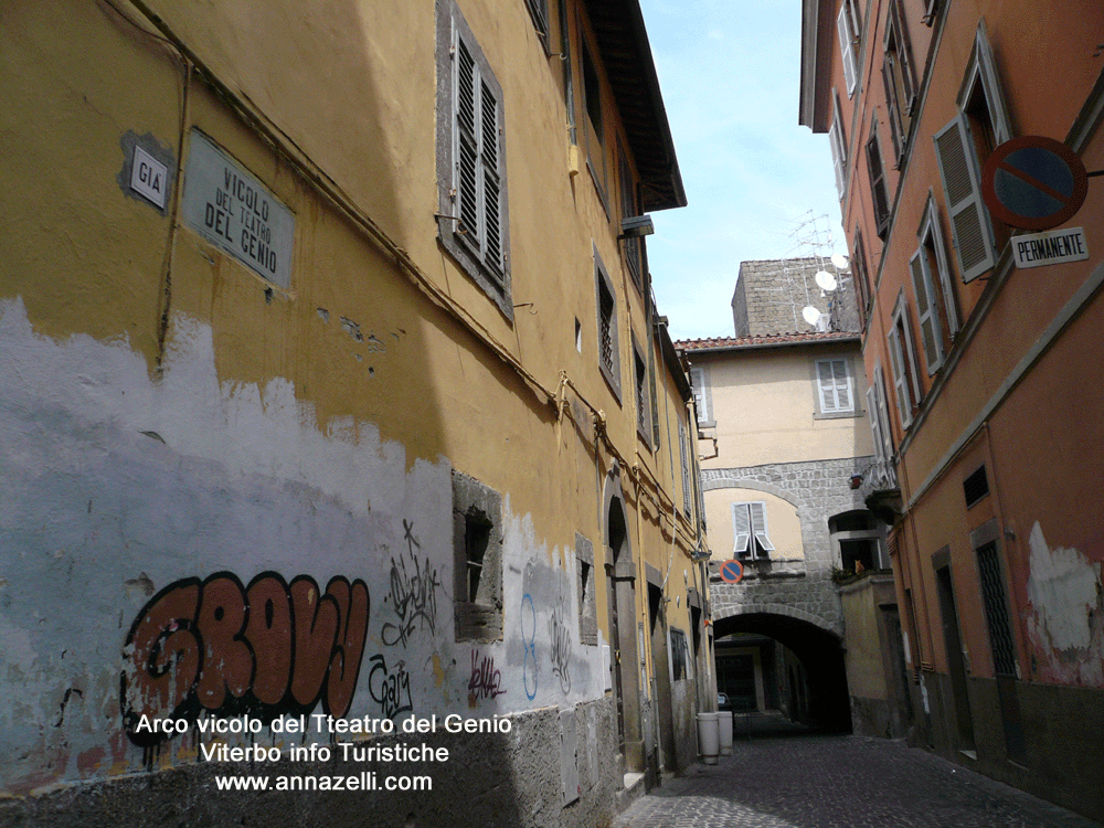 viterbo arco vicolo del teatro del genio