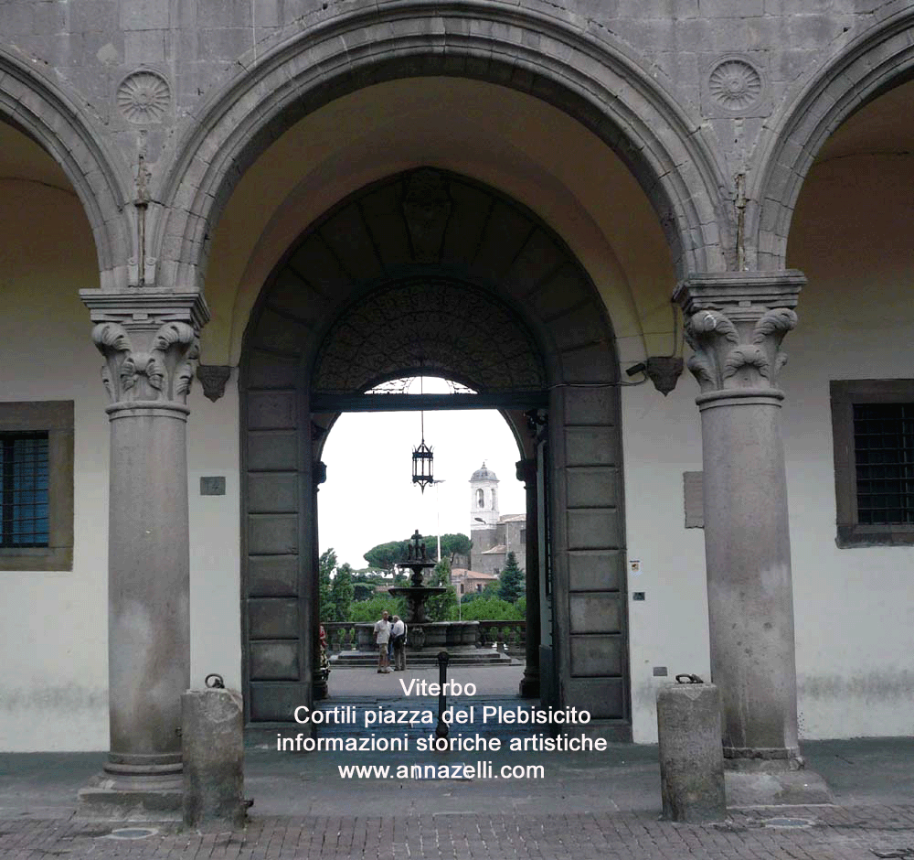 viterbo cortili piazza del comune piazza del plebisicito foto anna zelli 001