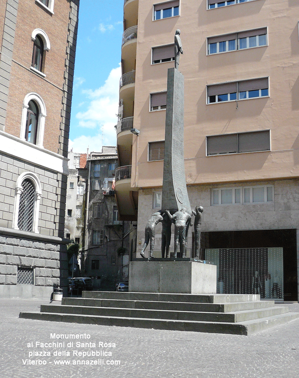 monumento ai facchini di santa rosa piazza della repubblica viterbo info foto anna zelli