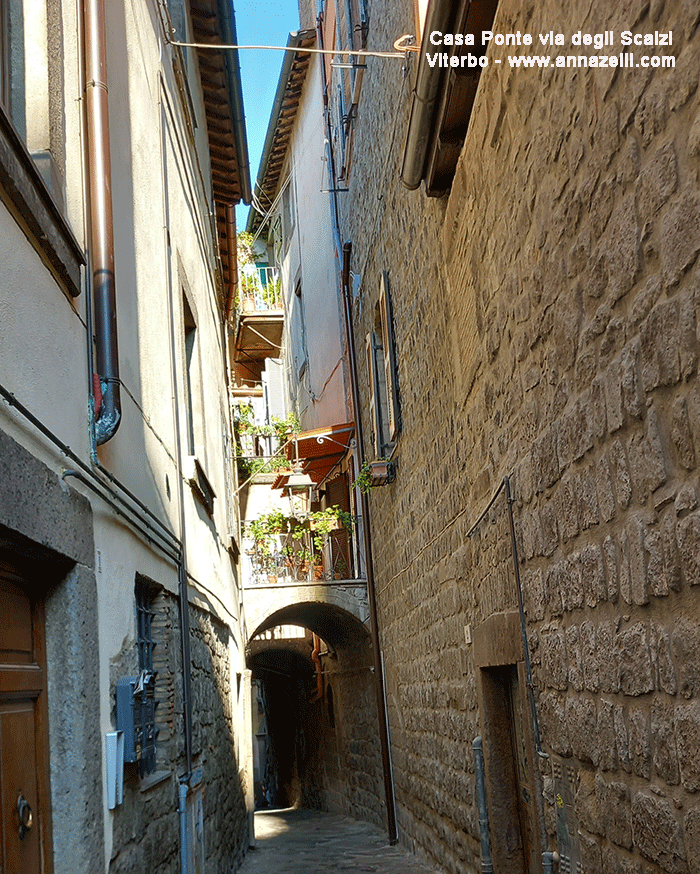 casa ponte ballatoi a via degli scalzi viterbo