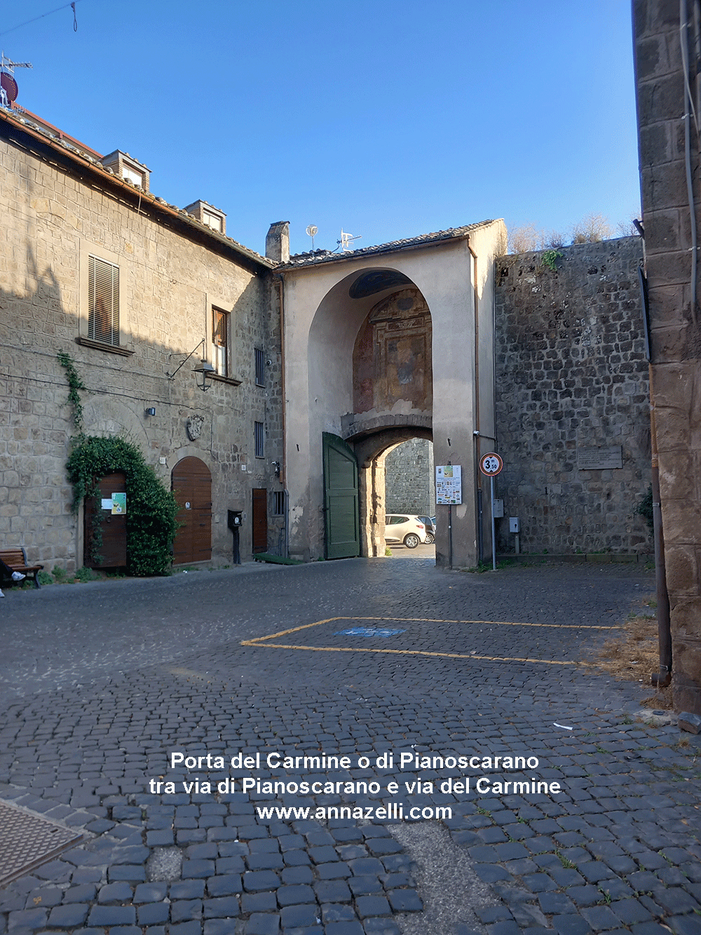 la porta del carmine o di pianoscarano tra via di pianoscarano e via del carmine info e foto anna zelli