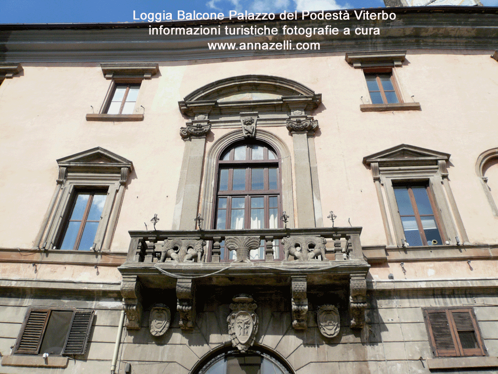 loggia balcone palazzo del podestà viterbo foto anna zelli