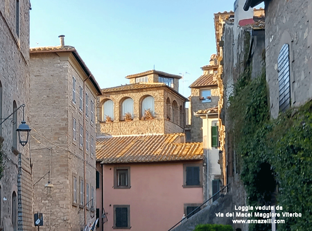 loggia su via la fontaine veduta da via del macel maggiore viterbo foto info anna zelli