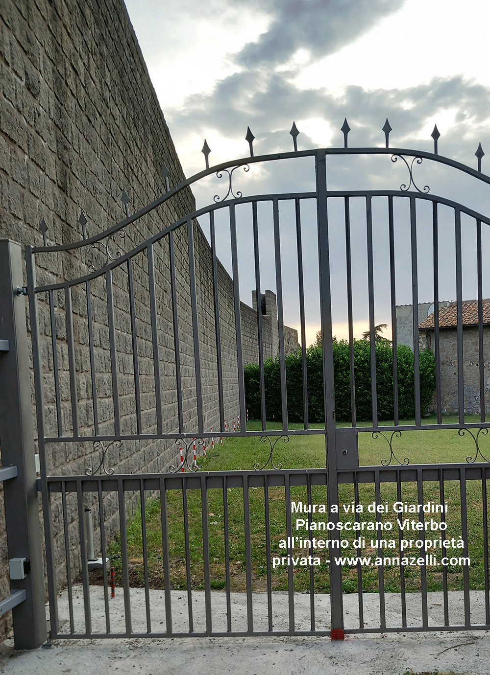 mura a via dei giaardini all'interno proprietà privata pianoscarano viterbo