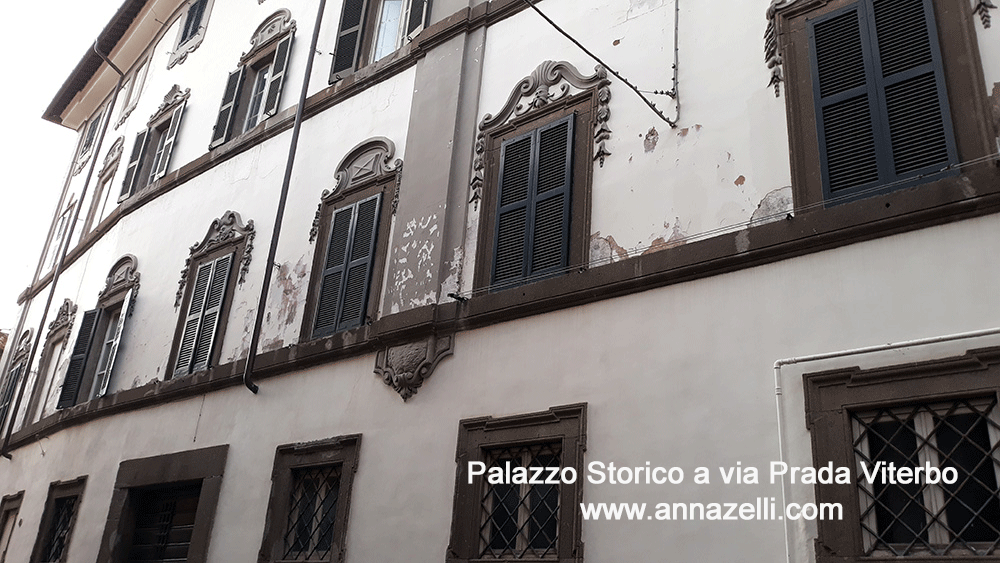 palazzo storico a via prada roma centro storico dettaglio