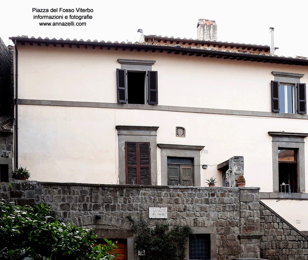 piazza del fosso viterbo centro storico info foto