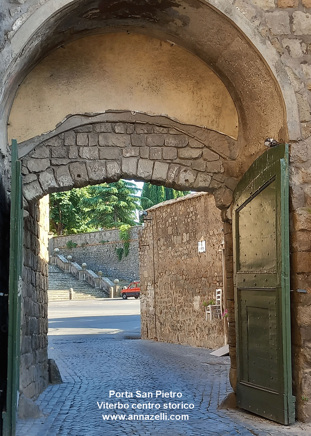 porta san pietro via san pietro viterbo info e foto anna zelli