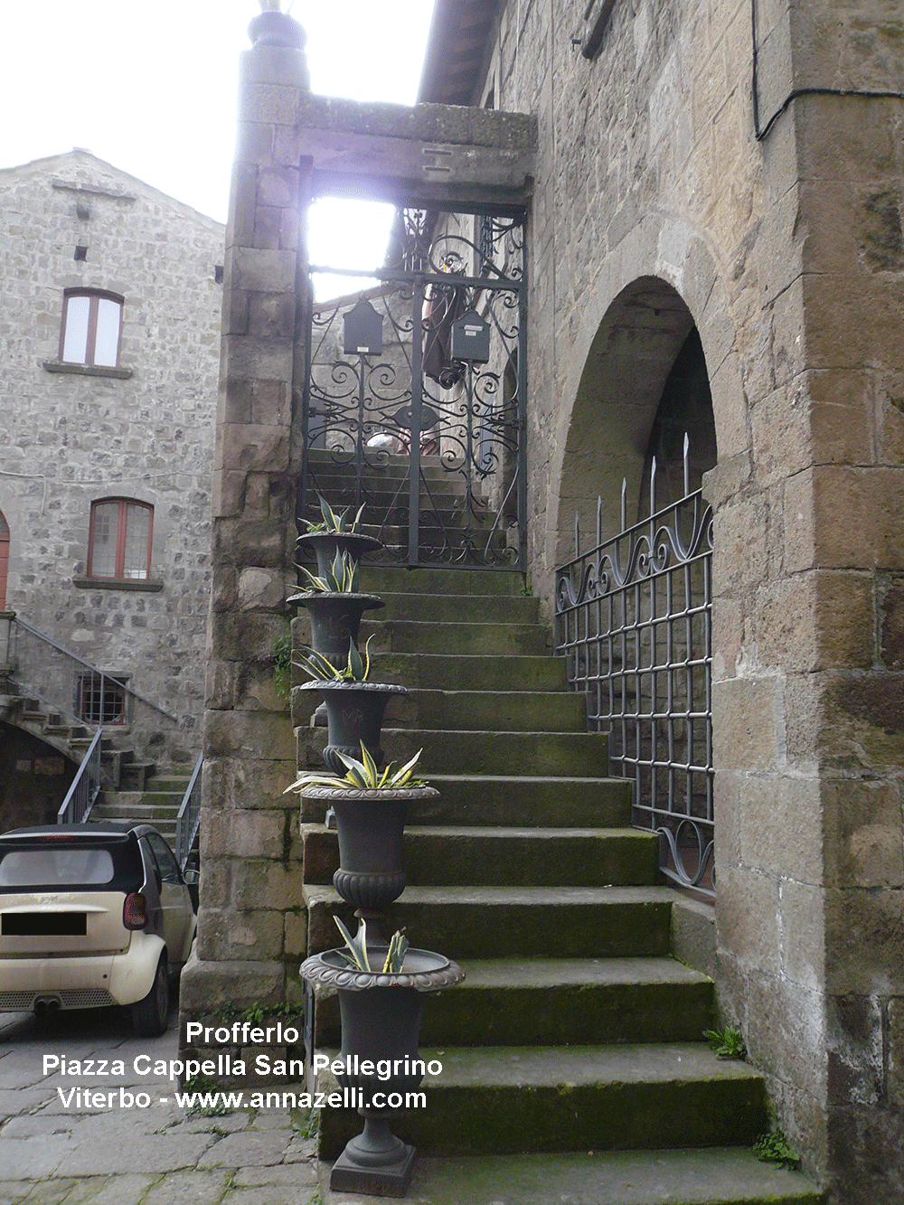 profferlo piazza cappella san pellegrino viterbo info foto anna zelli