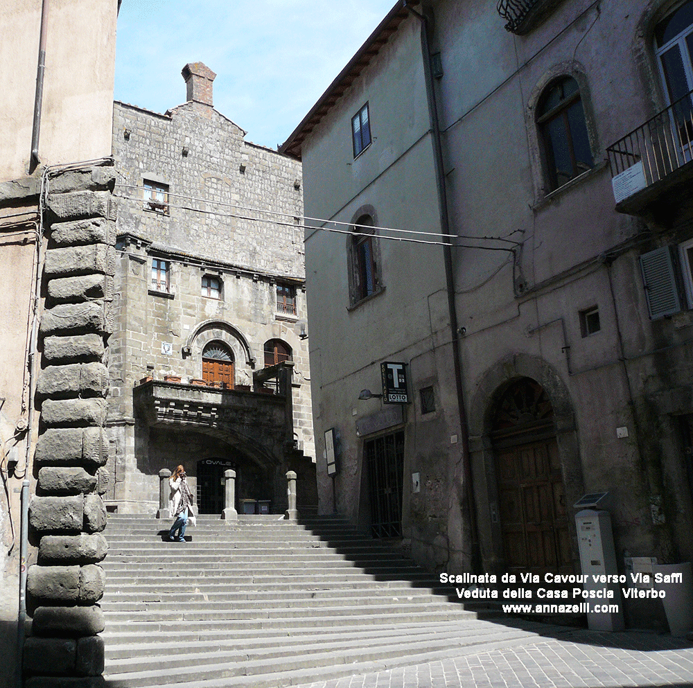 scalinata da via cavour a via saffi e veduta facciata casa poscia viterbo