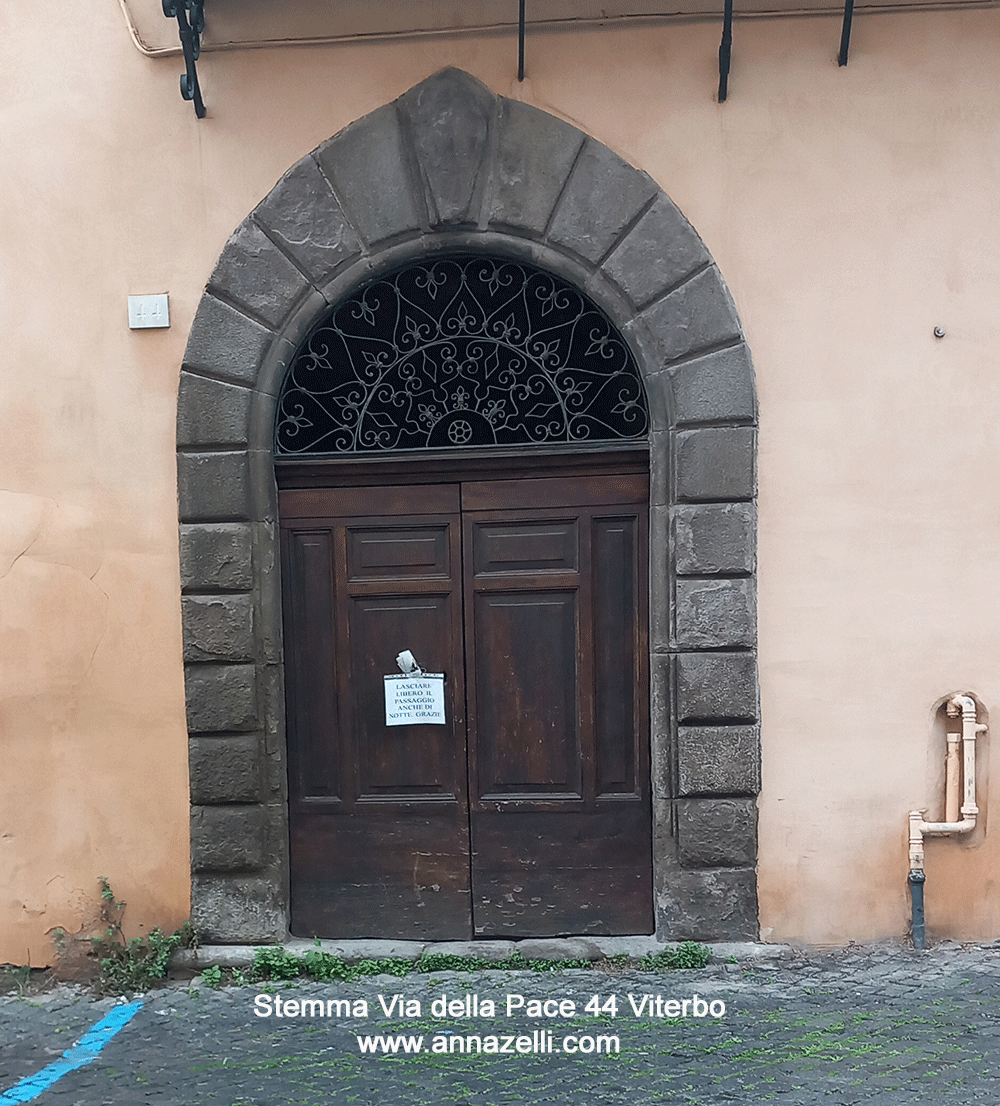 stemma a via della pace 24 viterbo centro storico