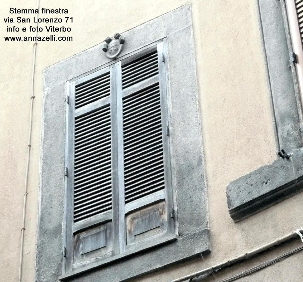 stemma araldico finestra via san lorenzo viterbo info e foto