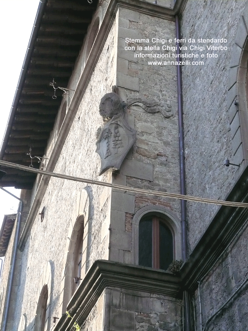 stemma famiglia chigi e ferri da stendardo via chigi viterbo info e foto anna zelli