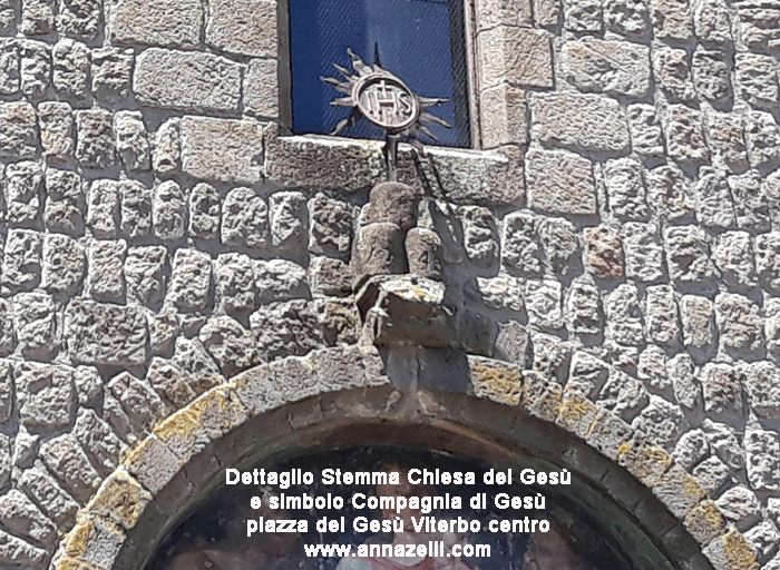 stemma e simbolo della compagnia di gesù alla chiesa di gesù viterbo info e foto anna zelli