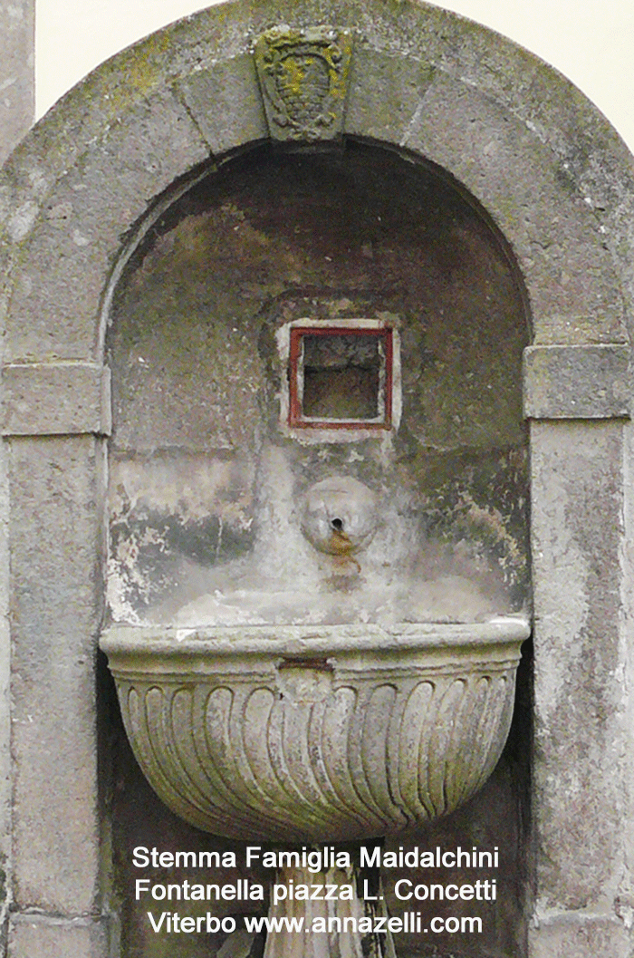 stemma famiglia maidalchini fontanella piazza luigi concetti viterbo centro storico