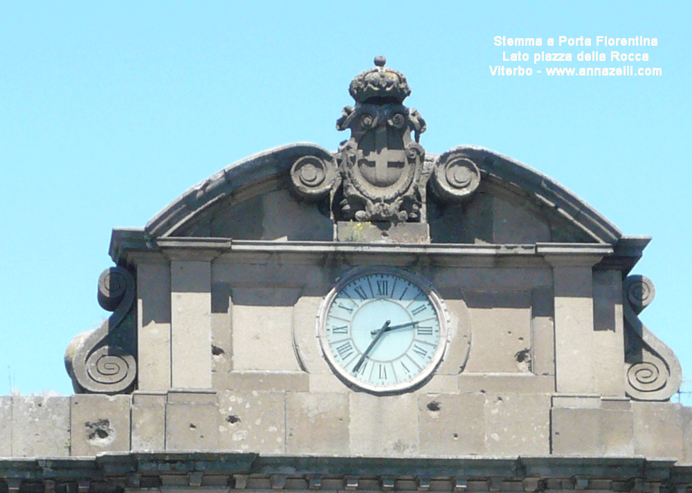 stemma porta fiorentina lato piazza della rocca viterbo info e foto anna zelli