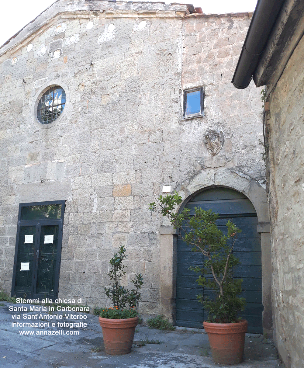 stemmi chiesa santa maria in carbonara viterbo centro storico info e foto