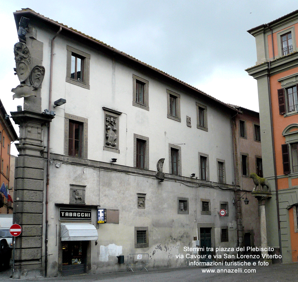 stemmi tra via caour e piazza del plebiscito