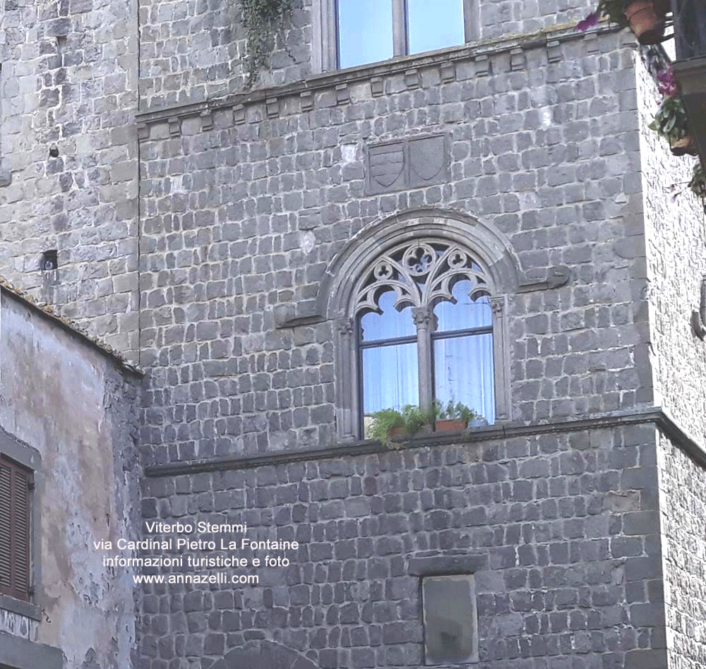 stemmi via cardinal pietro la fontaine viterbo foto anna zelli