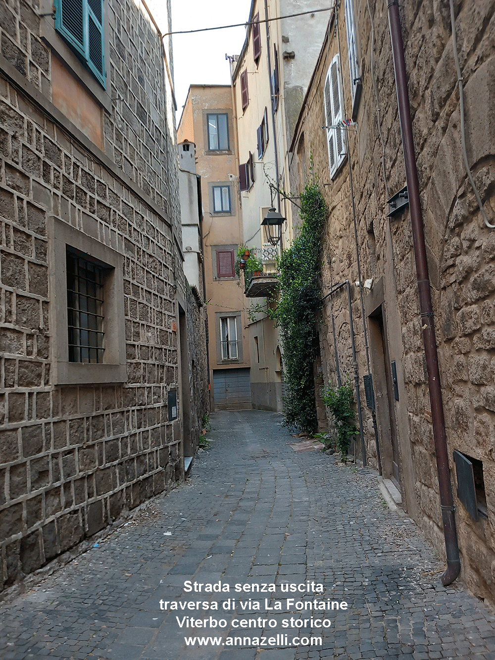 strada senza uscita traversa di via la fontaine viterbo centro